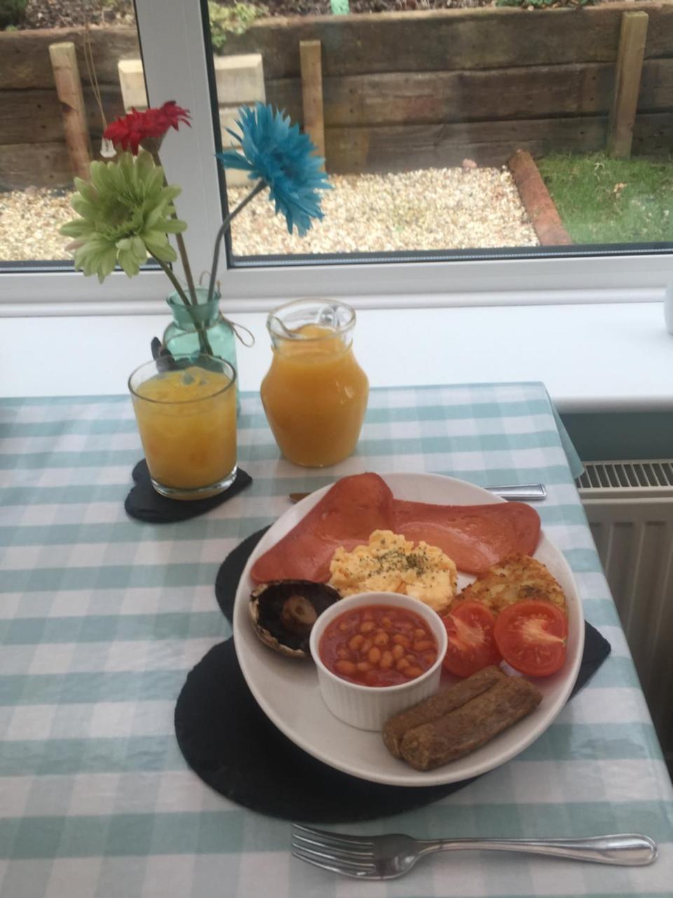 لاندودنو Ashbrook Bed And Breakfast المظهر الخارجي الصورة